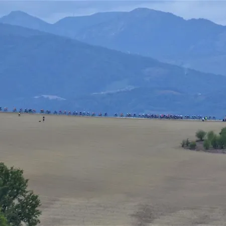 דירה La Colombara - Fra I Colli A 5 Minuti Dall'autodromo אימולה